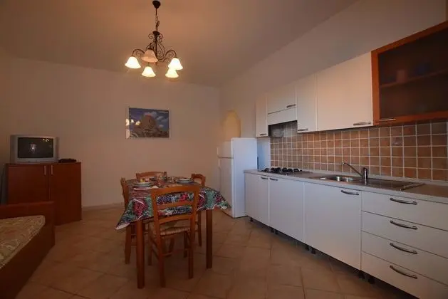 Apart Daire, 2 Yatak Odası, Sigara İçilebilir