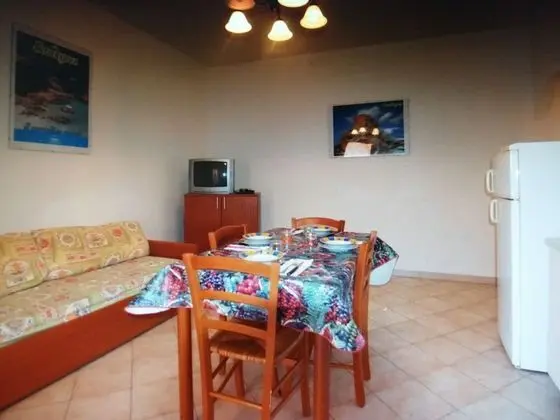 Apart Daire, 2 Yatak Odası, Sigara İçilebilir