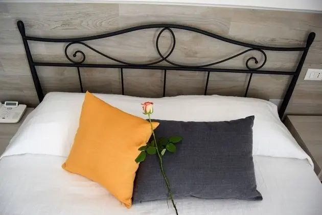 Comfort Tek Büyük veya İki Ayrı Yataklı Oda