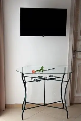 Comfort Tek Büyük veya İki Ayrı Yataklı Oda