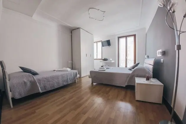 Üç Kişilik Oda, Balkon (Turandot)