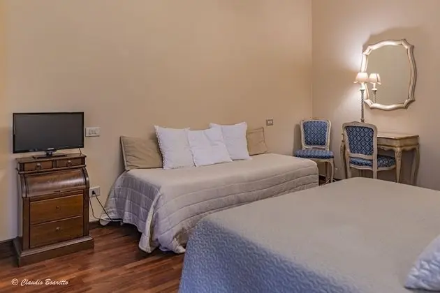 Tek Büyük veya İki Ayrı Yataklı Oda, Özel Banyo