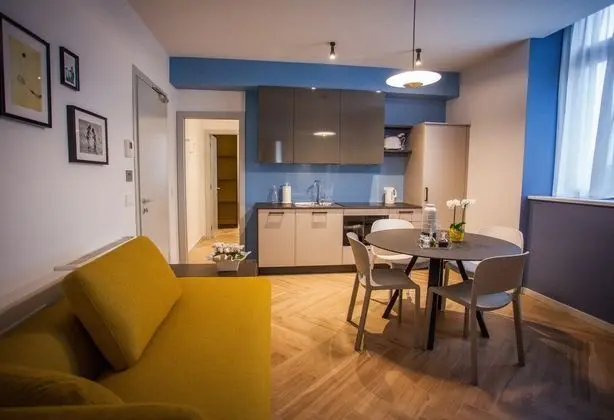 Apart Daire, 2 Yatak Odası, Balkon, Göl Manzaralı (South balcony)