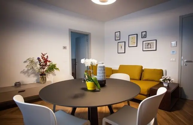 Apart Daire, 2 Yatak Odası, Balkon, Göl Manzaralı (South balcony)
