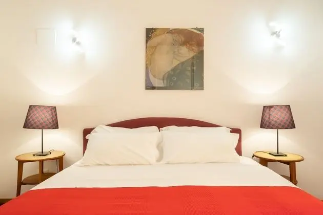 Traditional Apart Daire