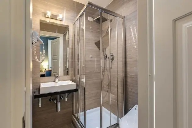 Classic Tek Büyük Yataklı Oda