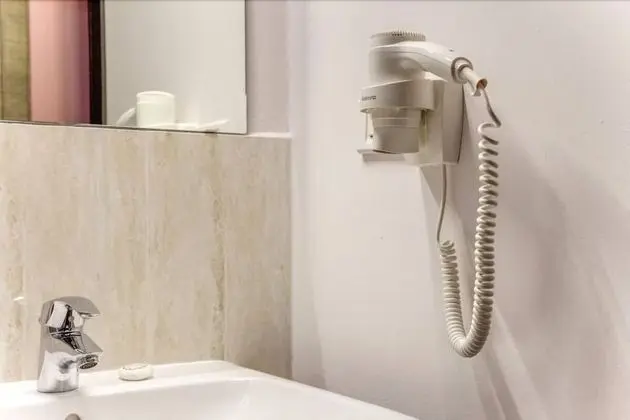 Classic Üç Kişilik Oda