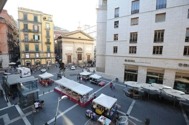 Deluxe Tek Büyük Yataklı Oda, Balkon, Şehir Manzaralı (Francesco I)