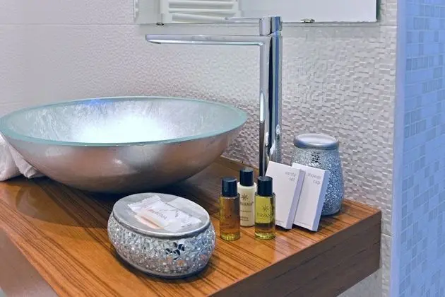 Deluxe Tek Büyük Yataklı Oda, Balkon, Şehir Manzaralı (Francesco I)