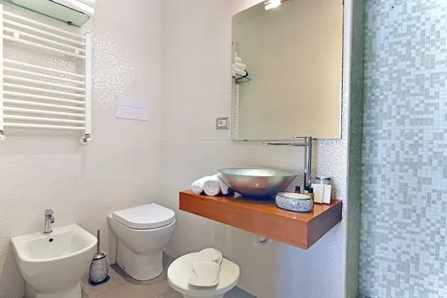 Deluxe Tek Büyük Yataklı Oda, Balkon, Şehir Manzaralı (Francesco I)