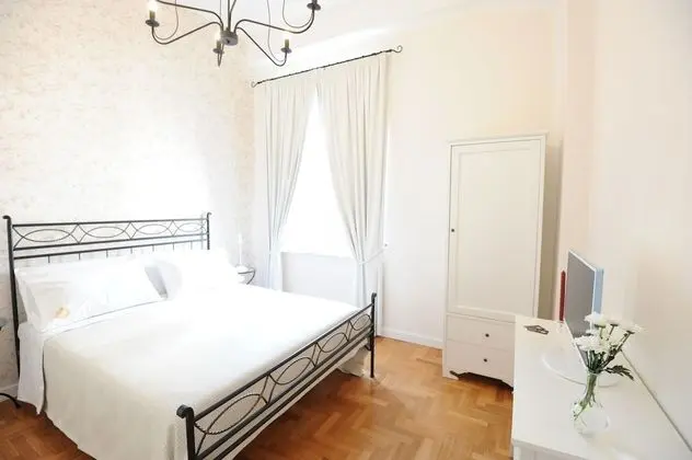 Deluxe Tek Büyük Yataklı Oda, Şehir Manzaralı (Maria Carolina)