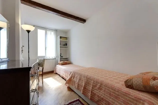 Apart Daire, 2 Yatak Odası, Buzdolabı