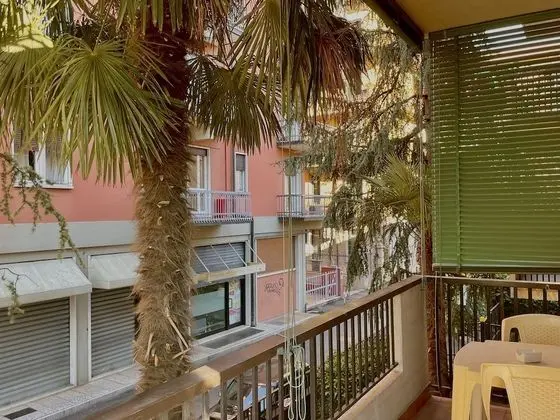 Tek Büyük Yataklı Oda (Private External Bathroom)