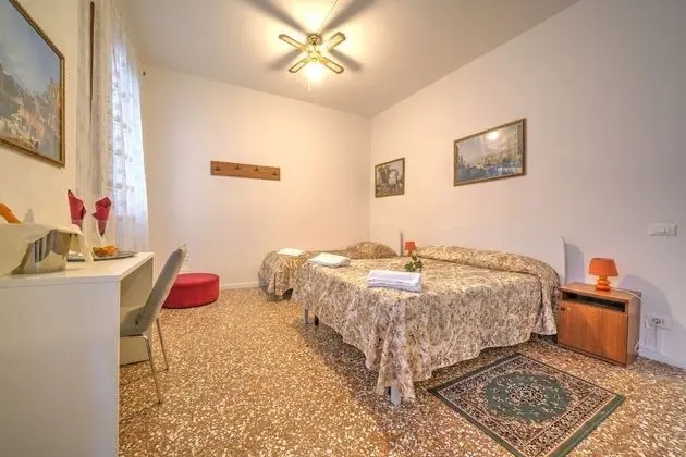 Superior Oda, Ortak Banyo