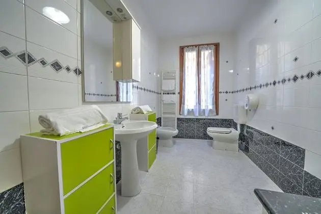 Superior Oda, Ortak Banyo