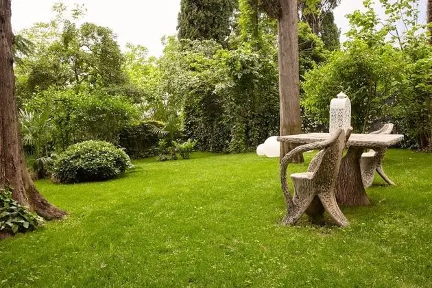 Deluxe Üç Kişilik Oda, Bahçe Manzaralı