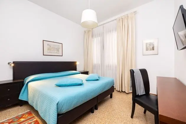 Apart Daire, 2 Yatak Odası, Sigara İçilmez