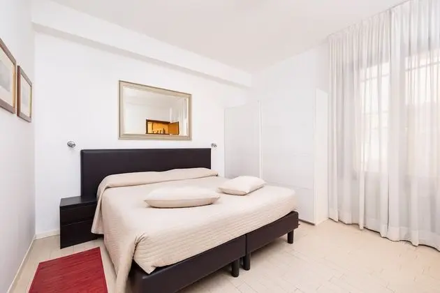 Family Apart Daire, Sigara İçilmez