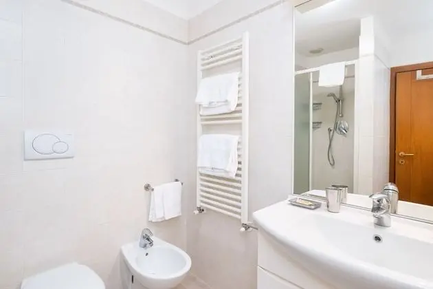 Family Apart Daire, Sigara İçilmez