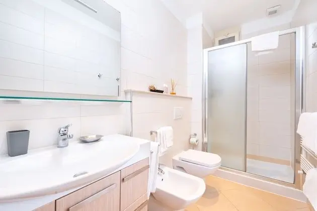 Family Apart Daire, Sigara İçilmez