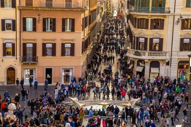 Classic Tek Büyük Yataklı Oda