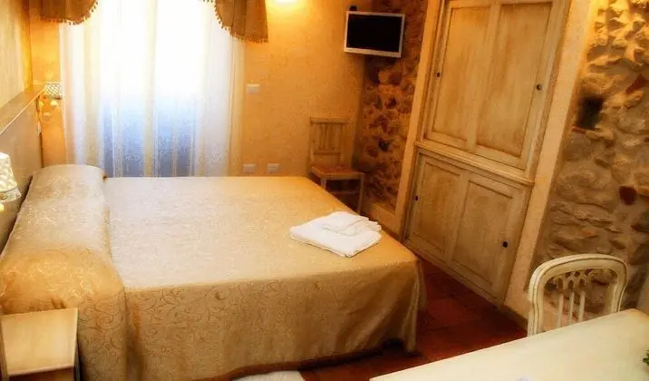 Deluxe Tek Büyük veya İki Ayrı Yataklı Oda, Balkon