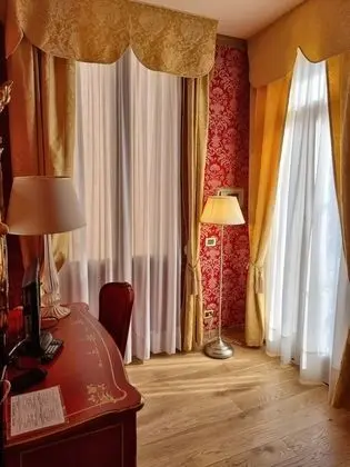 Junior Süit, Balkon, Kanal Manzaralı