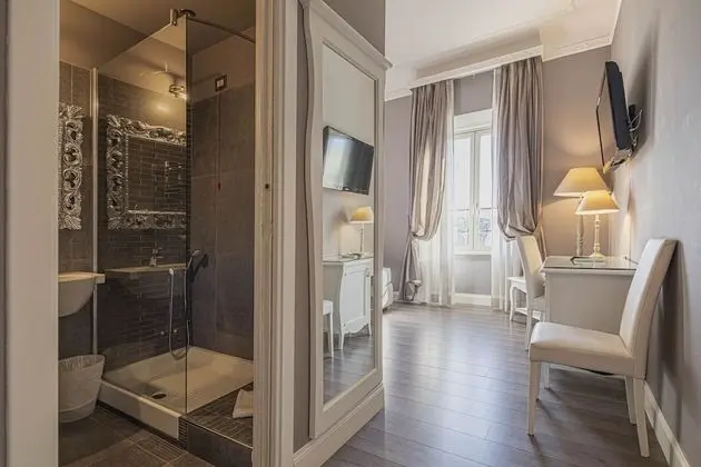 Standard Büyük Yataklı Tek Kişilik Oda