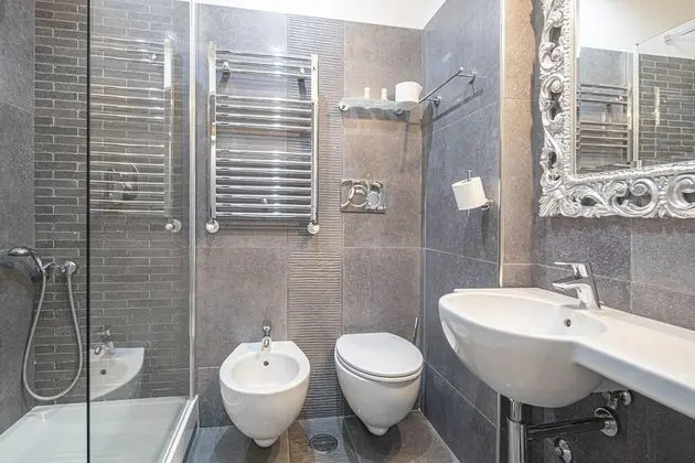 Standard Büyük Yataklı Tek Kişilik Oda