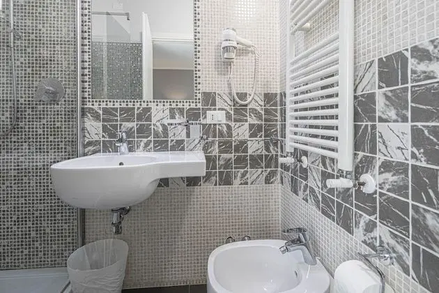 Standard Tek Büyük veya İki Ayrı Yataklı Oda