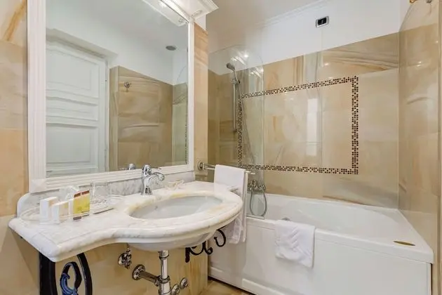 Junior Süit (2 adults)