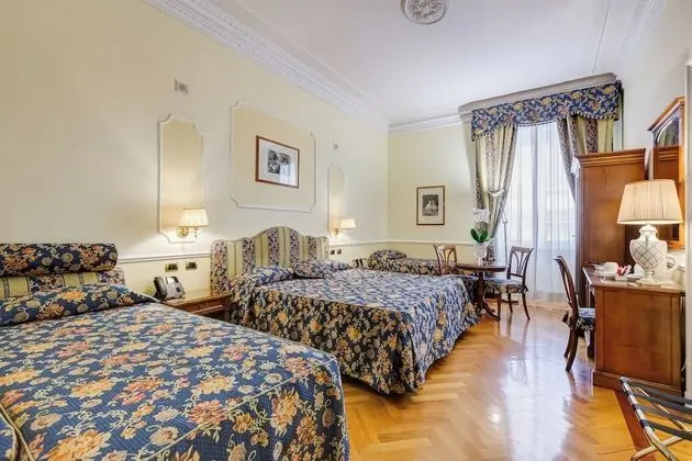 Superior Dört Kişilik Oda