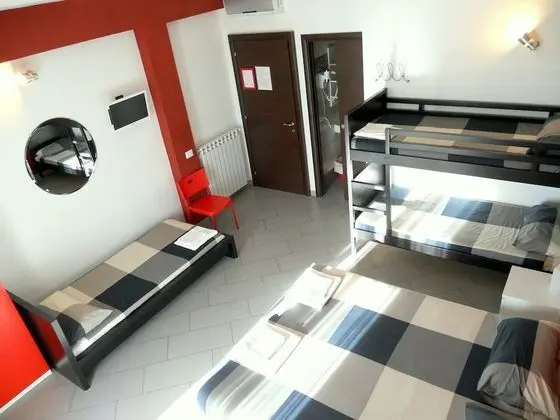 Dört Kişilik Oda