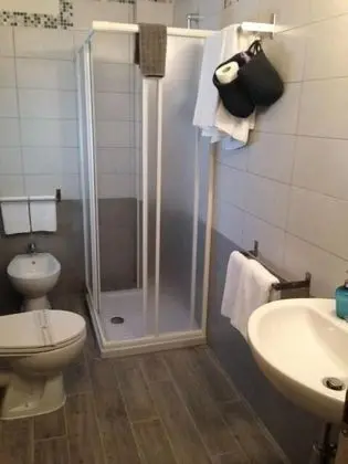Tek Büyük Yataklı Oda, Küçük Mutfak