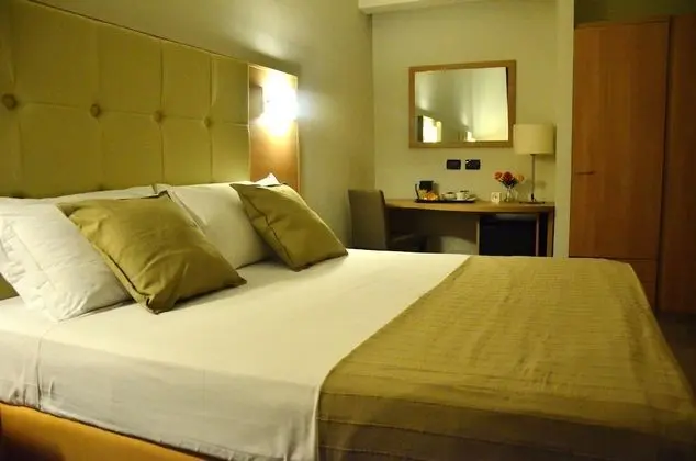 Tek Büyük Yataklı Oda