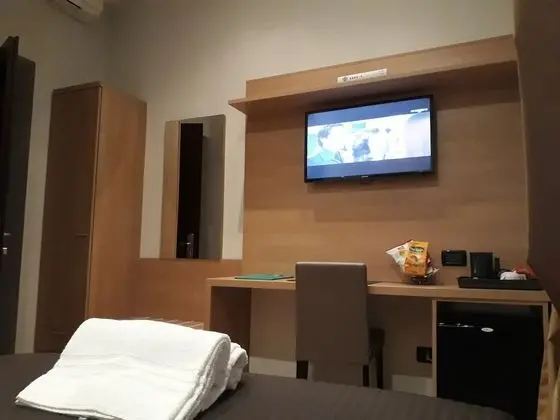 Tek Büyük Yataklı Oda