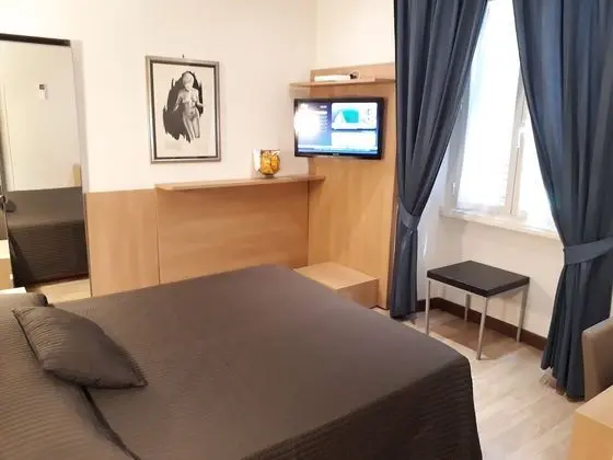 Tek Büyük Yataklı Oda