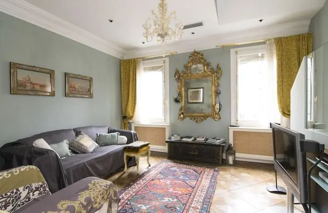 Apart Daire, 3 Yatak Odası, Kanal Manzaralı