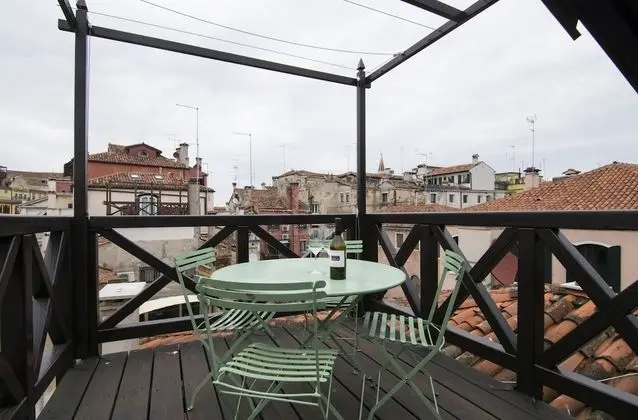 Apart Daire, 3 Yatak Odası, Kanal Manzaralı