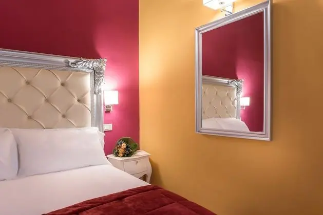 Classic Üç Kişilik Oda