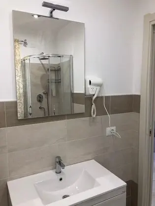 Deluxe Tek Büyük Yataklı Oda, Deniz Manzaralı