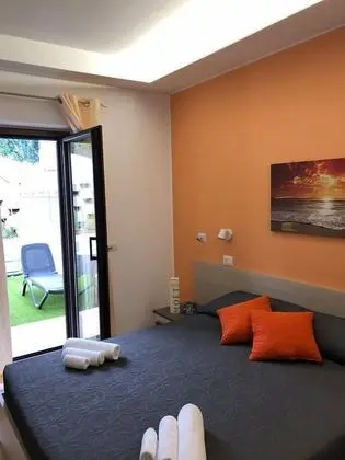 Üç Kişilik Oda, Bahçe Manzaralı