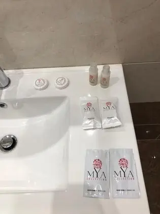 Üç Kişilik Oda, Bahçe Manzaralı