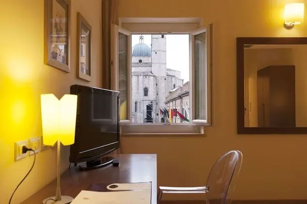 Classic Dört Kişilik Oda