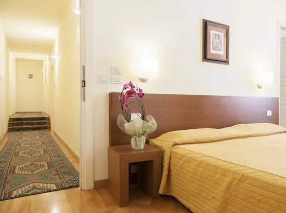 Deluxe Tek Büyük veya İki Ayrı Yataklı Oda (Emotional)