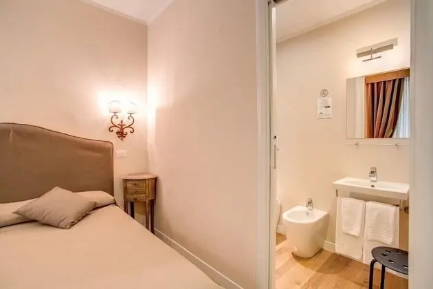 Classic Tek Büyük veya İki Ayrı Yataklı Oda