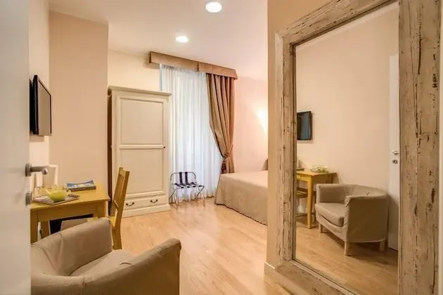 Classic Tek Büyük veya İki Ayrı Yataklı Oda