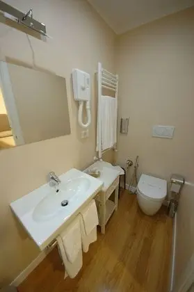 Classic Tek Büyük veya İki Ayrı Yataklı Oda