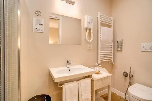 Classic Tek Büyük veya İki Ayrı Yataklı Oda