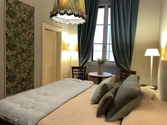 Classic Tek Büyük veya İki Ayrı Yataklı Oda